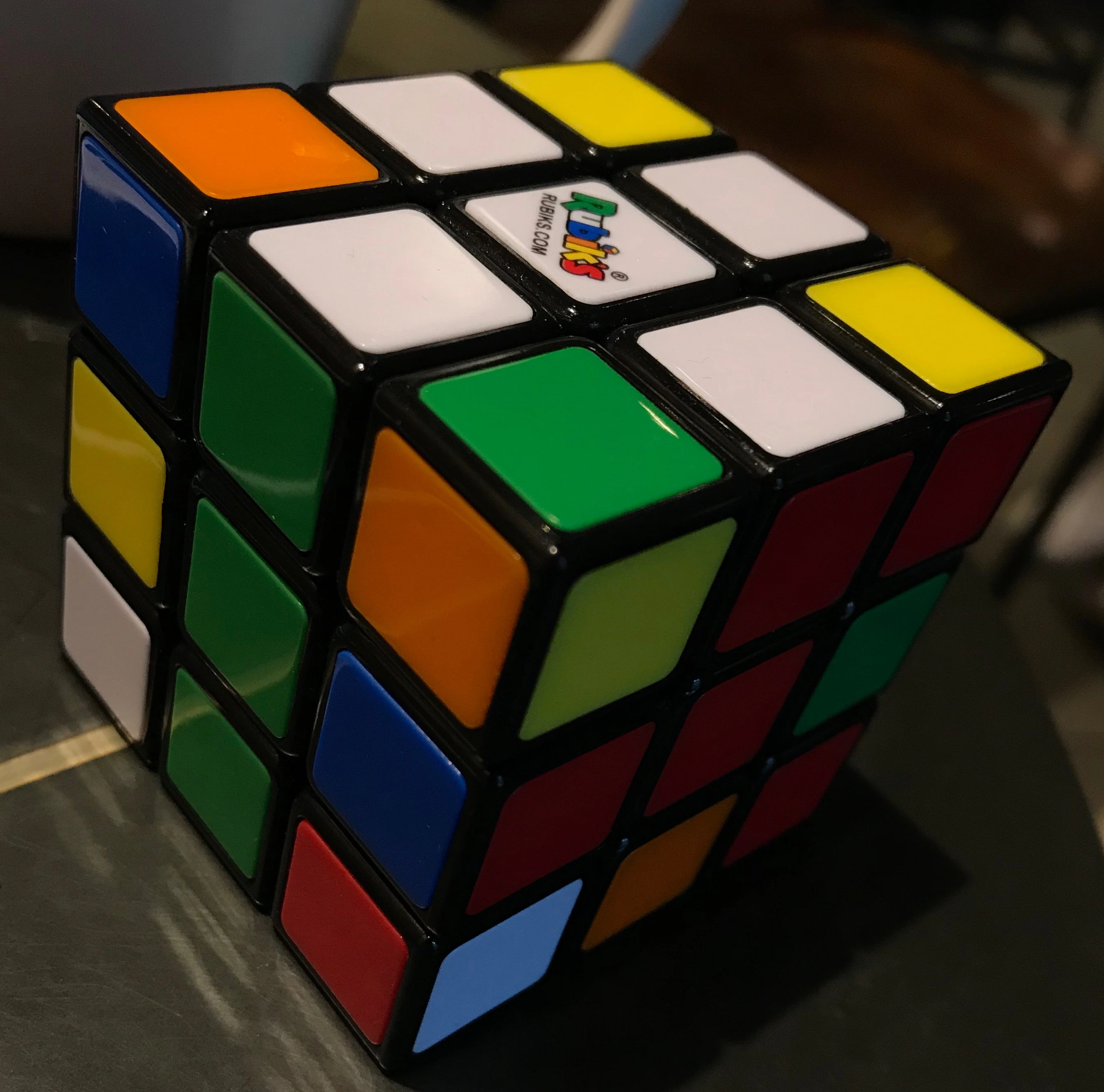 Comment Resoudre Facilement Un Cube Rubik Urbania