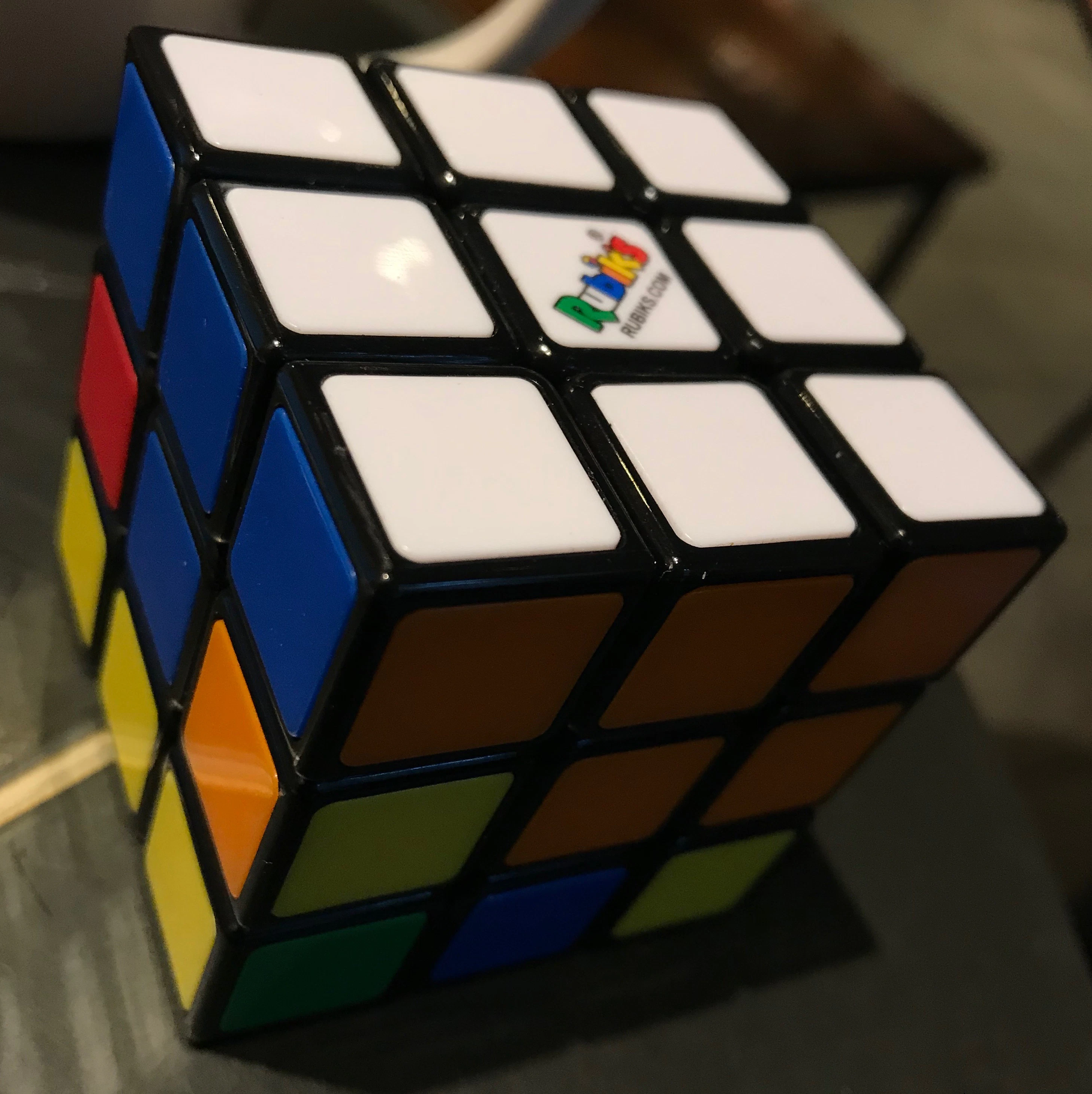 Comment Resoudre Facilement Un Cube Rubik Urbania