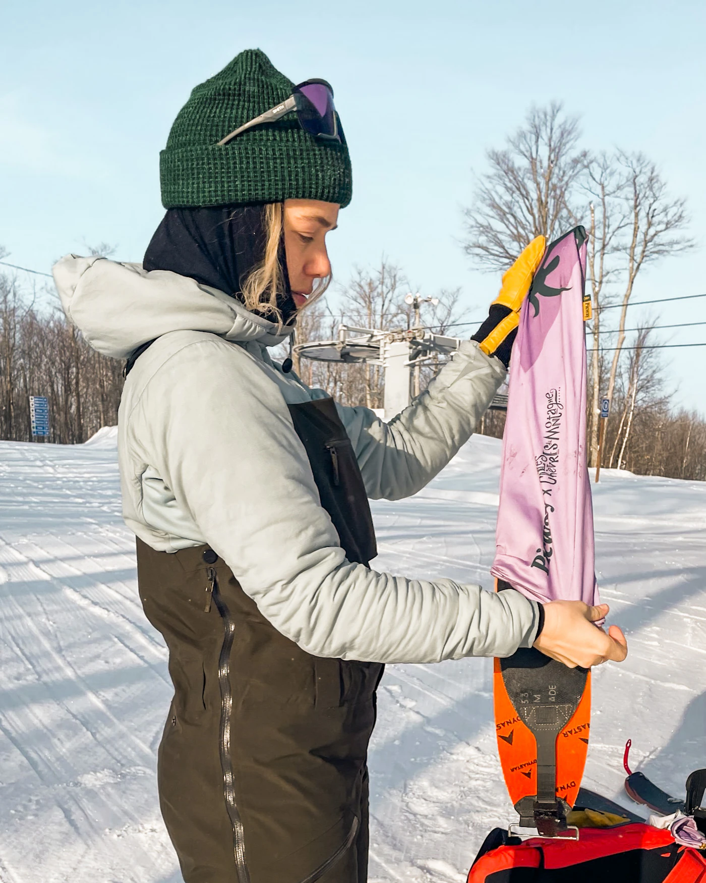Les accessoires essentiels pour partir au ski - Boldie